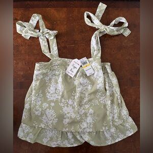 Macy’s Hippie Rose Green & White Floral Blouse, Size M